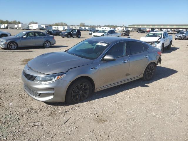 KIA OPTIMA LX 2018 with VIN 5XXGT4L32JG274206 - Photo from auction