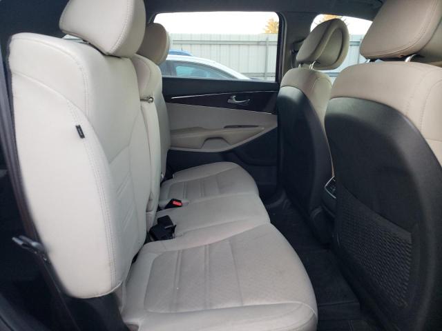 Photo 11 from auction – 2016 KIA SORENTO LX with VIN 5XYPG4A30GG096114
