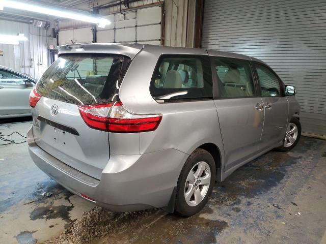 Photo 3 from auction – 2018 TOYOTA SIENNA L with VIN 5TDZZ3DC7JS941222