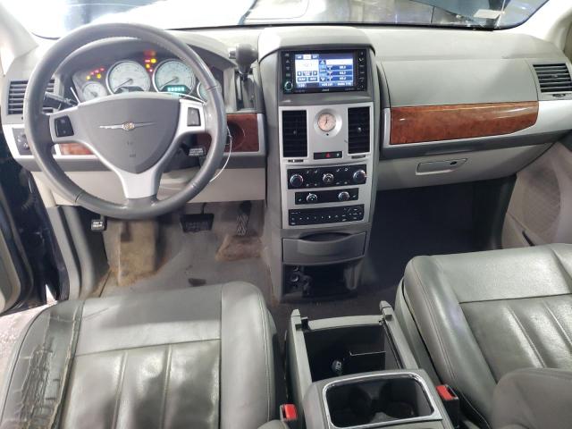 Photo 8 from auction – 2009 CHRYSLER TOWN & COU with VIN 2A8HR541X9R528200