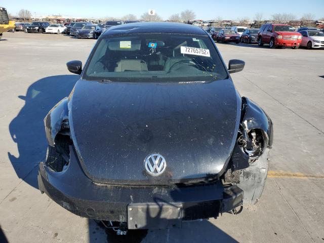 Photo 5 from auction – 2013 VOLKSWAGEN BEETLE with VIN 3VWFP7AT0DM690274