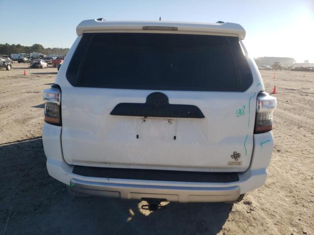 Photo 6 from auction – 2018 TOYOTA 4RUNNER SR with VIN JTEBU5JR7J5509428