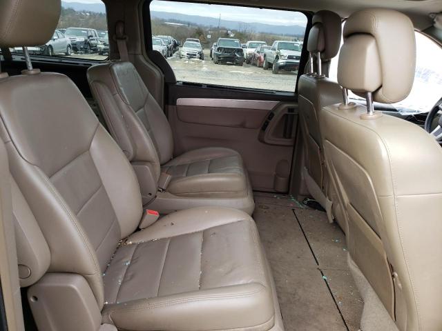 Photo 11 from auction – 2011 VOLKSWAGEN ROUTAN SEL with VIN 2V4RW5DG6BR698574