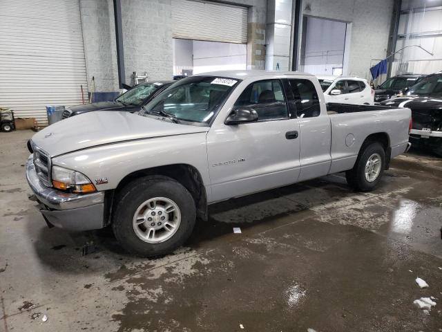 DODGE DAKOTA 2000 with VIN 1B7GL22X5YS705162 - Photo from auction