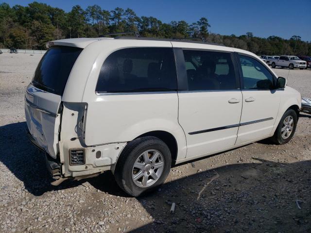 Photo 3 from auction – 2013 CHRYSLER TOWN & COU with VIN 2C4RC1BG5DR526893