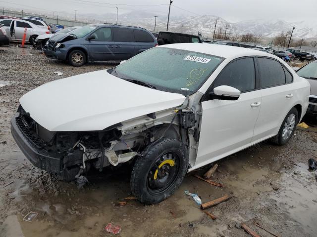 VOLKSWAGEN PASSAT S 2015 with VIN 1VWAS7A33FC015418 - Photo from auction
