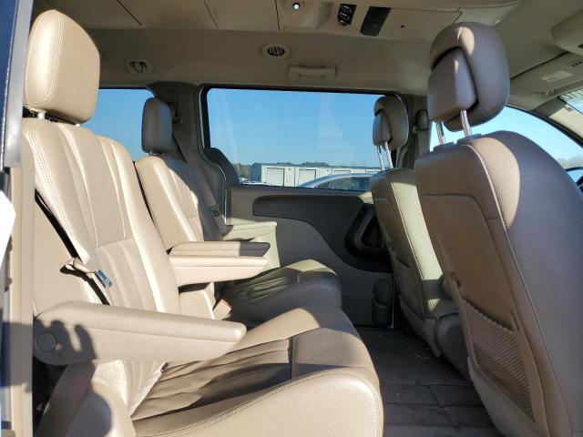 Photo 11 from auction – 2014 CHRYSLER TOWN & COU with VIN 2C4RC1BG9ER216487