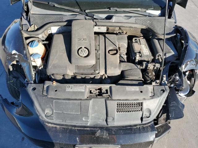 Photo 11 from auction – 2013 VOLKSWAGEN BEETLE with VIN 3VWFP7AT0DM690274