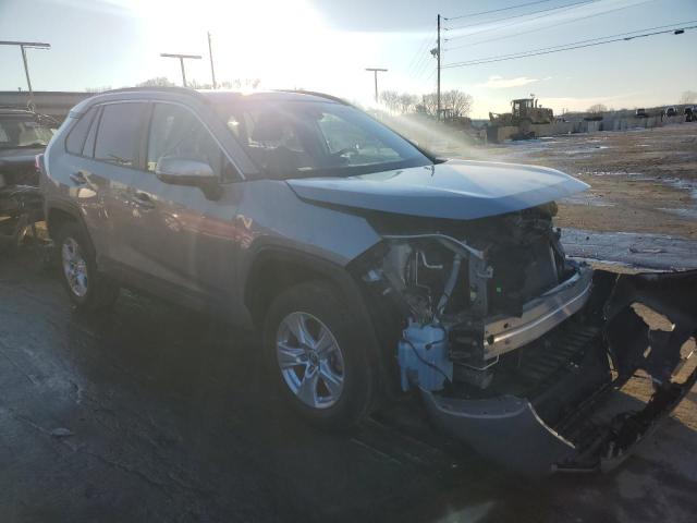 Photo 4 from auction – 2019 TOYOTA RAV4 XLE with VIN 2T3W1RFVXKW031799
