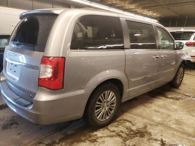 Photo 3 from auction – 2014 CHRYSLER TOWN & COU with VIN 2C4RC1CGXER454508