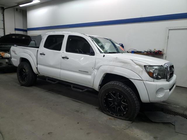 Photo 4 from auction – 2011 TOYOTA TACOMA DOU with VIN 3TMLU4EN5BM072549