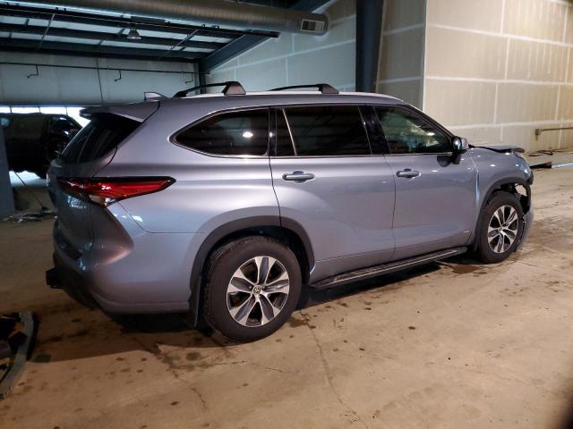 Photo 3 from auction – 2022 TOYOTA HIGHLANDER with VIN 5TDGBRCH5NS096730