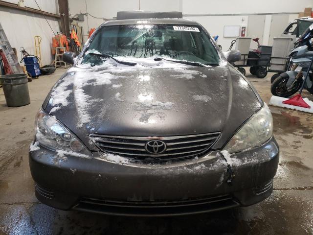 Photo 5 from auction – 2005 TOYOTA CAMRY LE with VIN 4T1BE32K05U570232