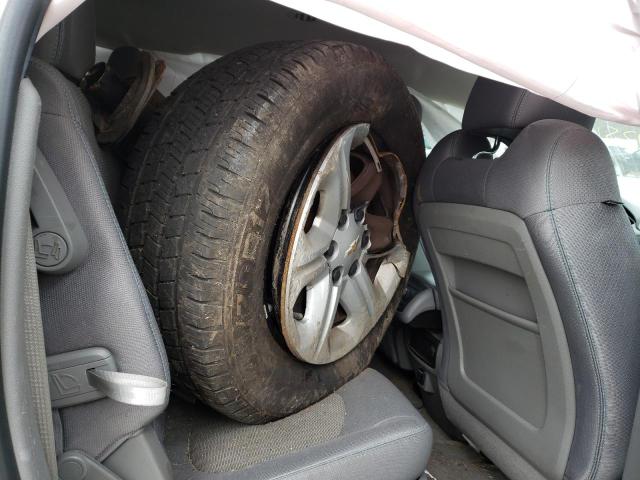Photo 11 from auction – 2015 CHEVROLET TRAVERSE L with VIN 1GNKRFKD6FJ243288