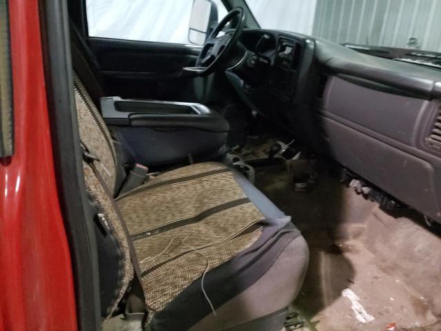 Photo 10 from auction – 2005 CHEVROLET SILVERADO with VIN 1GCHK24215E337534