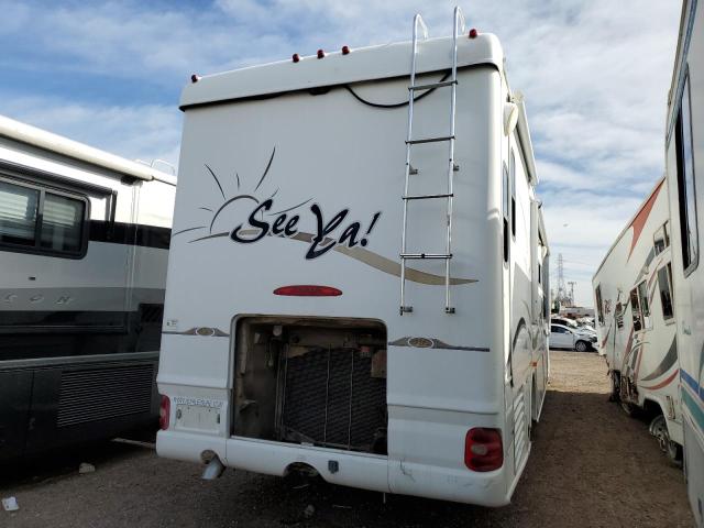 Photo 4 from auction – 2004 FREIGHTLINER CHASSIS X with VIN 4UZAAHAK44CN07757