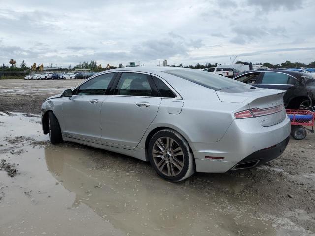 Photo 2 from auction – 2016 LINCOLN MKZ with VIN 3LN6L2J92GR620963