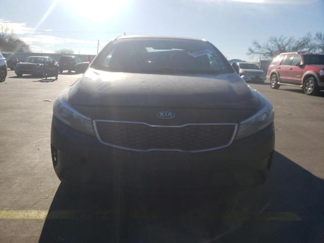 Photo 5 from auction – 2017 KIA FORTE LX with VIN 3KPFL4A70HE012883