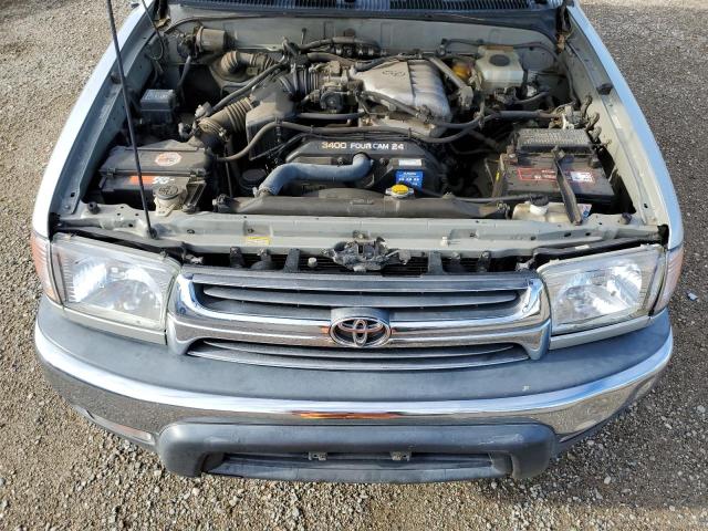 Photo 12 from auction – 2002 TOYOTA 4RUNNER SR with VIN JT3HN86R429061587