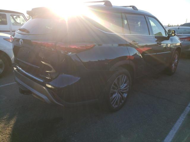 Photo 3 from auction – 2022 TOYOTA HIGHLANDER with VIN 5TDFZRAH6NS142883