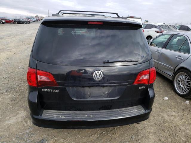 Photo 6 from auction – 2011 VOLKSWAGEN ROUTAN SEL with VIN 2V4RW5DG6BR698574