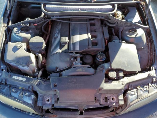 Photo 11 from auction – 2002 BMW 325 CI with VIN WBABS33442PG88002
