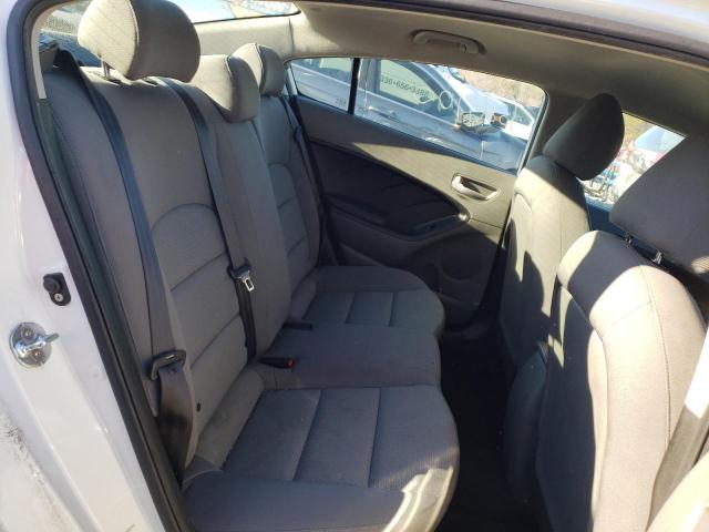 Photo 10 from auction – 2017 KIA FORTE LX with VIN 3KPFK4A78HE060828