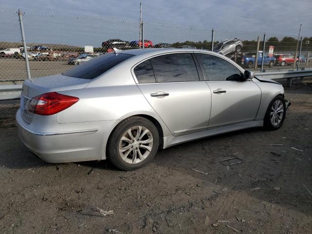 Photo 3 from auction – 2013 HYUNDAI GENESIS 3. with VIN KMHGC4DD0DU243246
