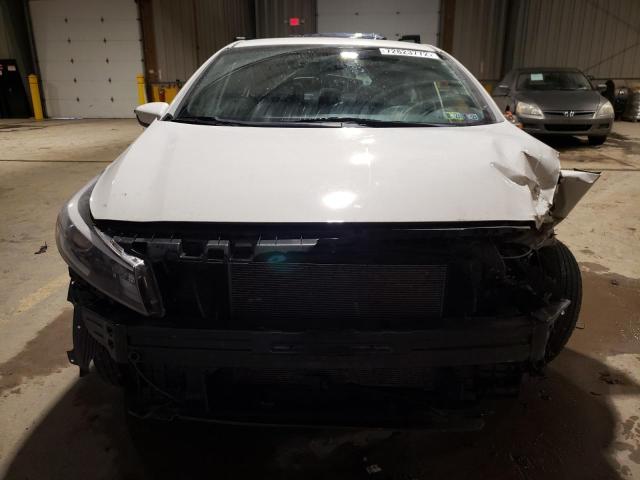 Photo 5 from auction – 2017 KIA FORTE LX with VIN 3KPFK4A72HE130274