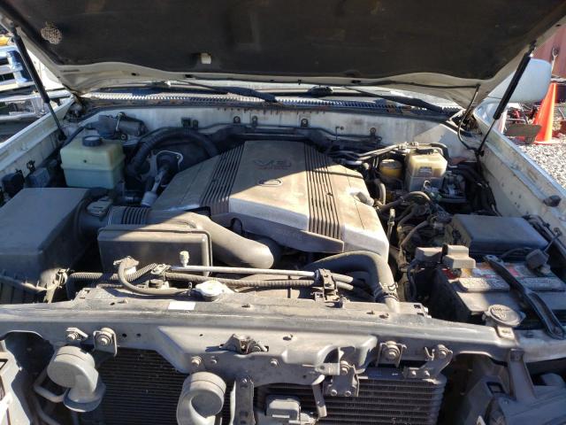 Photo 12 from auction – 2004 LEXUS LX 470 with VIN JTJHT00W843538980