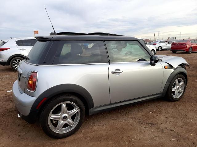 Photo 3 from auction – 2010 MINI COOPER with VIN WMWMF3C54ATZ65207