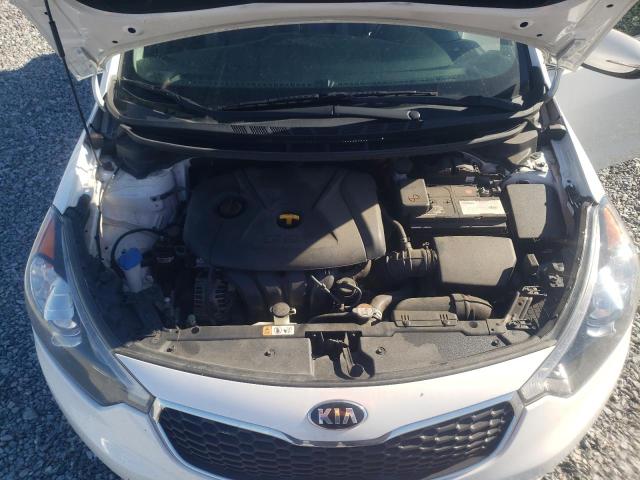 Photo 11 from auction – 2016 KIA FORTE EX with VIN KNAFZ4A86G5550678