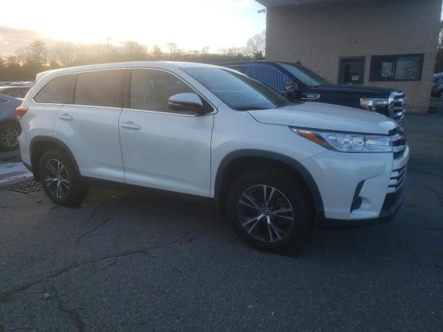 Photo 4 from auction – 2019 TOYOTA HIGHLANDER with VIN 5TDZARFH5KS059650