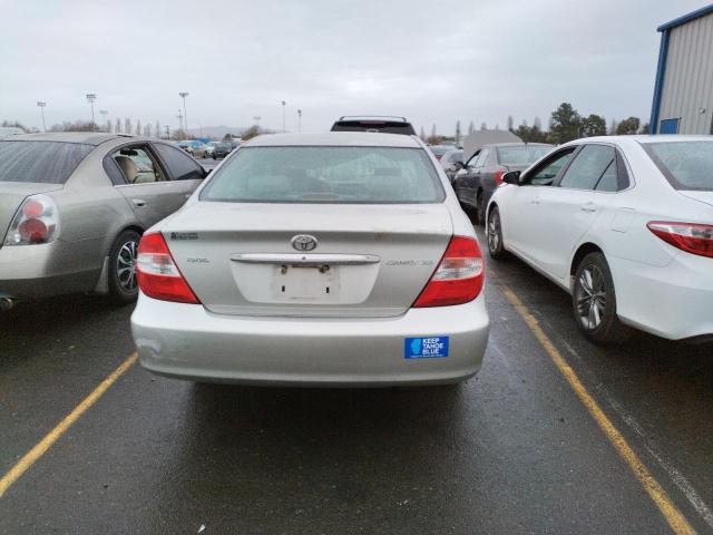 Photo 6 from auction – 2004 TOYOTA CAMRY LE with VIN 4T1BE32K04U939783