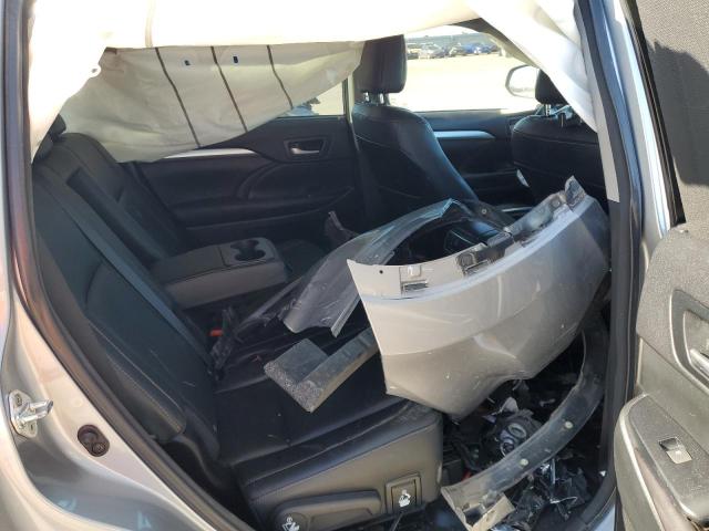 Photo 11 from auction – 2016 TOYOTA HIGHLANDER with VIN 5TDKKRFH4GS500898