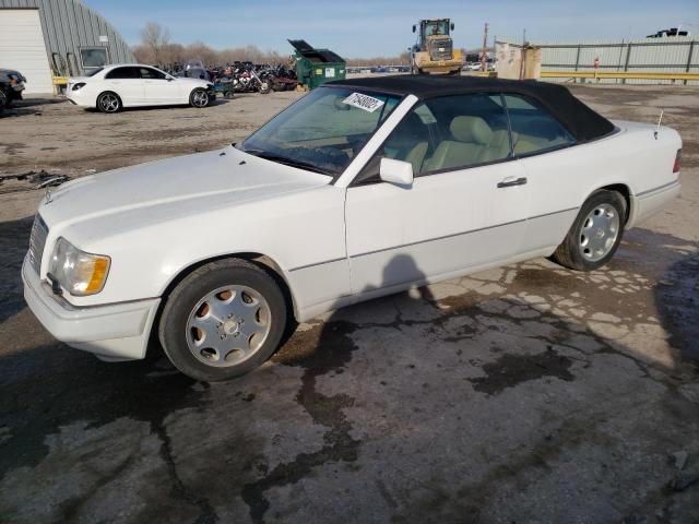 MERCEDES-BENZ E 320 1995 with VIN WDBEA66E8SC275690 - Photo from auction