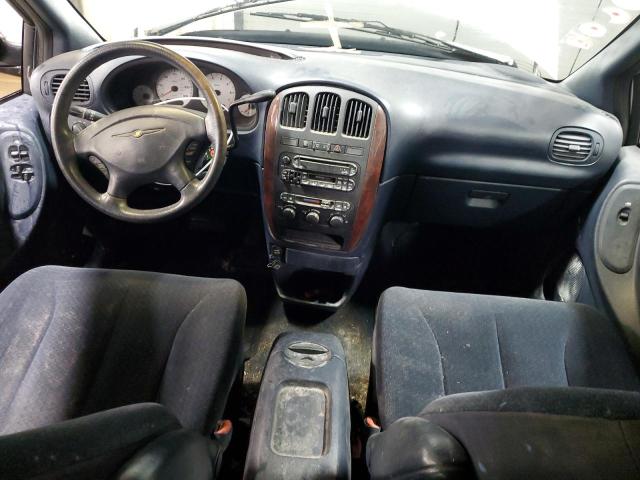 Photo 8 from auction – 2001 CHRYSLER TOWN & COU with VIN 2C4GP44321R199260