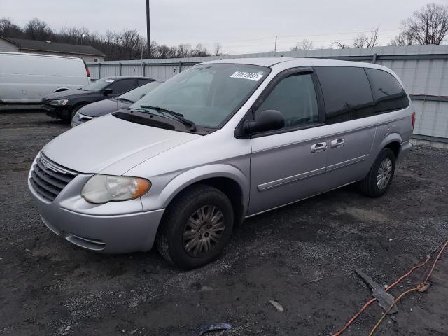 CHRYSLER TOWN & COU 2007 with VIN 2A4GP44R47R238146 - Photo from auction