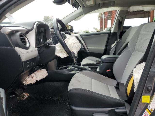 Photo 7 from auction – 2017 TOYOTA RAV4 XLE with VIN JTMWFREV2HD103183
