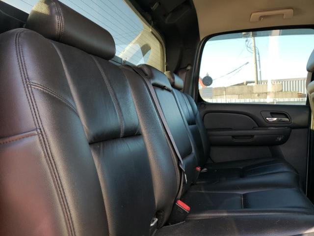 Photo 11 from auction – 2011 CHEVROLET AVALANCHE with VIN 3GNTKFE34BG404700
