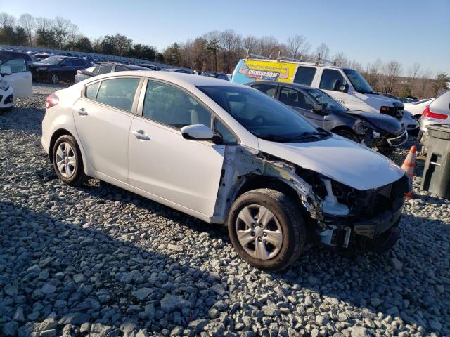 Photo 4 from auction – 2017 KIA FORTE LX with VIN 3KPFK4A78HE060828