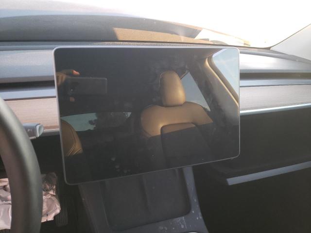 Photo 9 from auction – 2021 TESLA MODEL Y with VIN 5YJYGDEE2MF218779