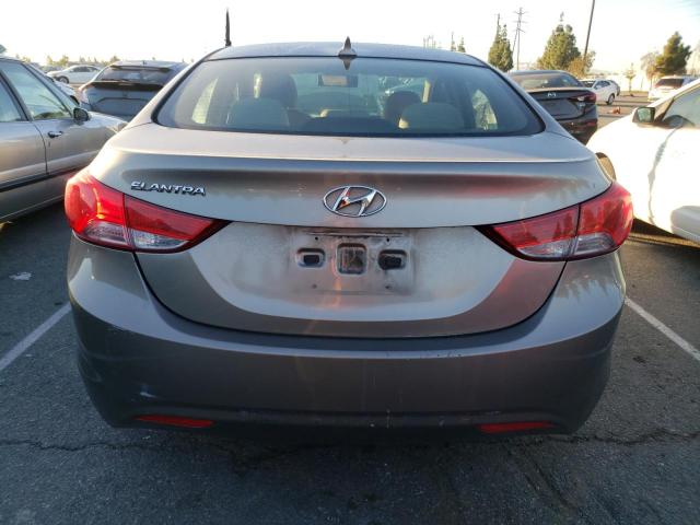 Photo 6 from auction – 2013 HYUNDAI ELANTRA GL with VIN 5NPDH4AE2DH358270