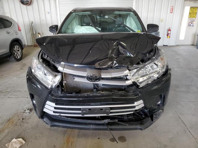 Photo 5 from auction – 2018 TOYOTA HIGHLANDER with VIN 5TDJZRFH0JS558649