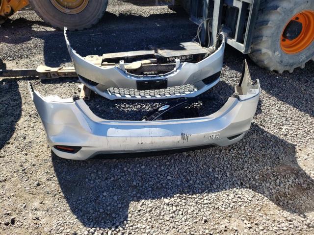Photo 12 from auction – 2017 NISSAN SENTRA S with VIN 3N1AB7AP2HL657970