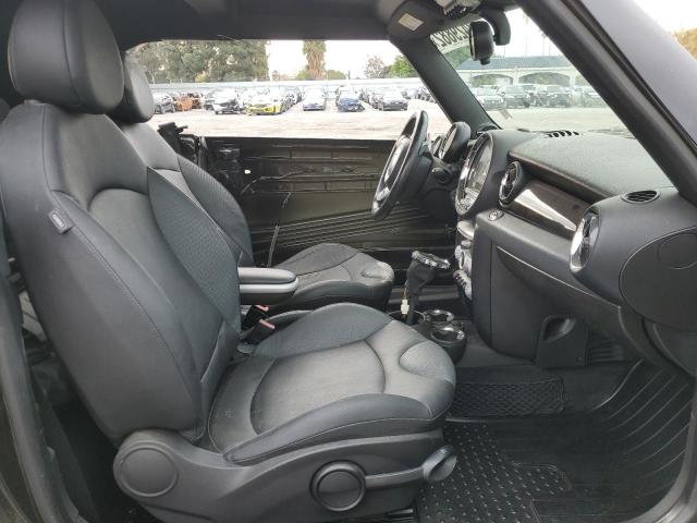 Photo 7 from auction – 2010 MINI COOPER S with VIN WMWMS3C54ATZ85422