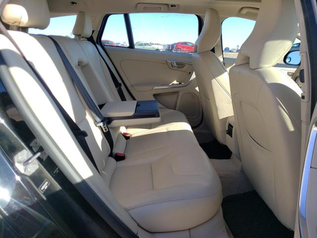 Photo 10 from auction – 2016 VOLVO V60 T5 PRE with VIN YV140MEK0G1292783