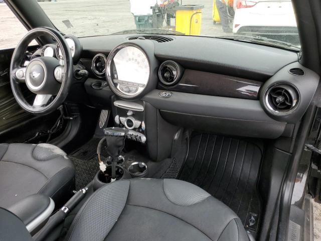 Photo 8 from auction – 2010 MINI COOPER S with VIN WMWMS3C54ATZ85422