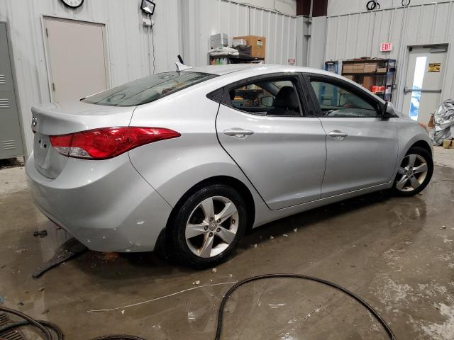 Photo 3 from auction – 2013 HYUNDAI ELANTRA GL with VIN 5NPDH4AE2DH194616