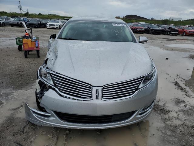 Photo 5 from auction – 2016 LINCOLN MKZ with VIN 3LN6L2J92GR620963